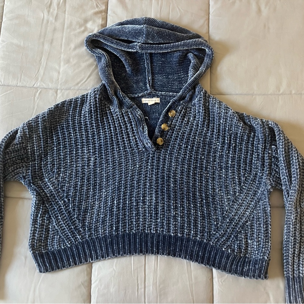 Aeropostal crochet sweater with tree buttons